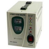 Стабілізатор Luxeon AVR SVR-2000 2000VA, 140 260V AC 50 / 60Hz, релейний тип, квадратний трансформатор, захист від короткого замикання, підвищеної і зниженої напруги, подвійний стрілочний індикатор вхідної та вихідної напруги~