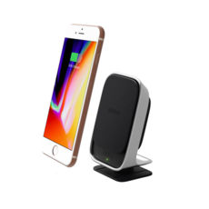   IOTTIE iTap Wireless Fast Charging Magnetic Smartphone Mount  (HLCRIO133)