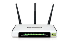  TP-LINK TL-WR940N Wi-Fi 802.11 g/n, 300Mb, 4 LAN 10/100Mb, 3 